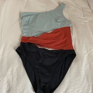 Solid & Striped Louise